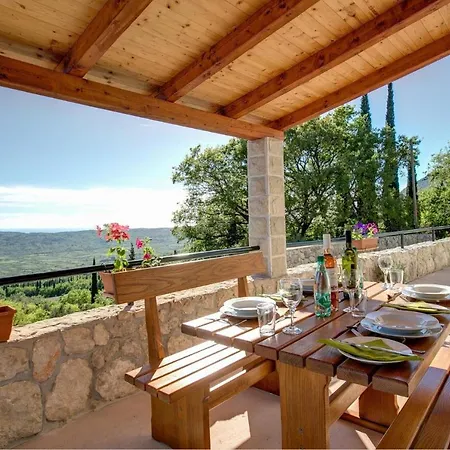Villa Sleeps 4 Pool Air Con Wifi Mihanići